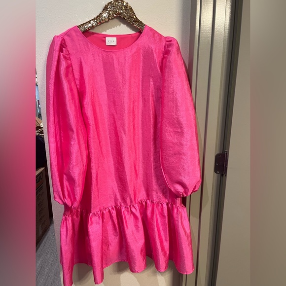 Hot Pink Dress - Picture 1 of 4